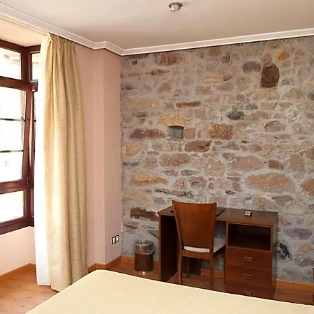 Restaurante Casa Pipo מלון